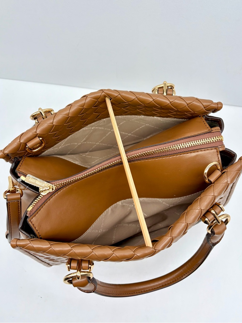 MICHAEL KORS Marilyn Medium Woven Satchel Crossbody Luggage - Picture 6 of 14